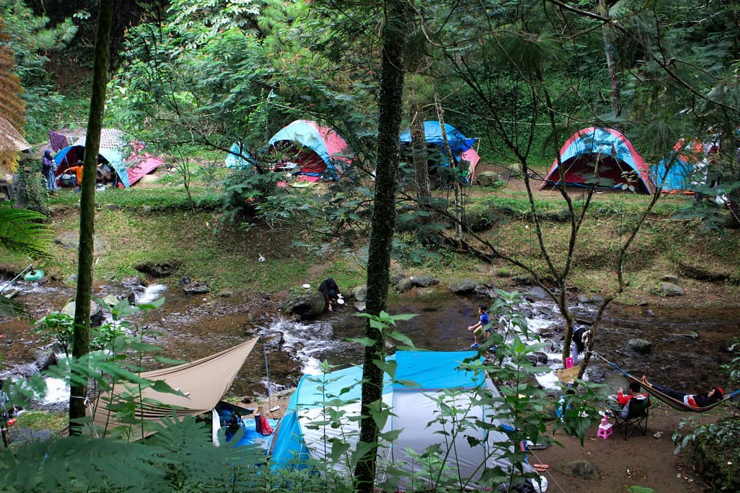Capolaga Adventure Camp Subang, Sensasi Kemah di Dekat Air
