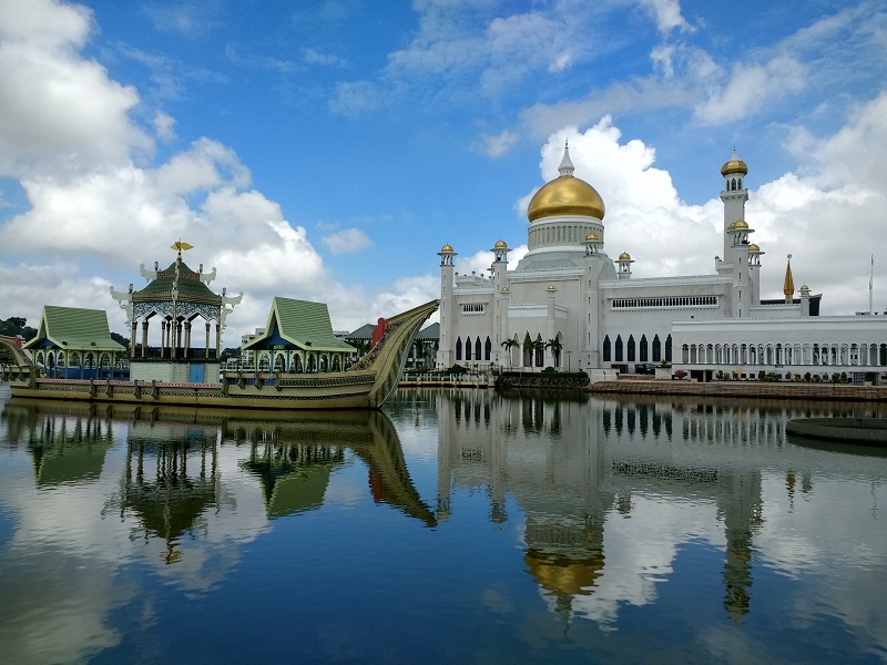 Masjid Omar Ali Saifuddin2, Brunei