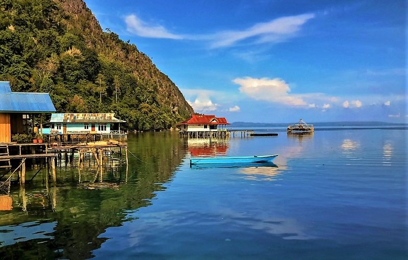 Maluku, Pantai Ora