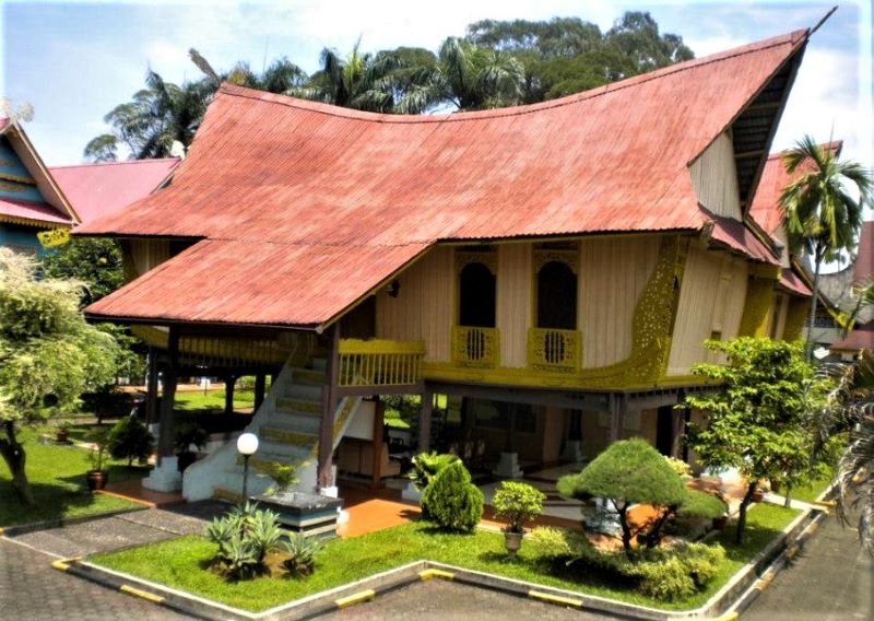 Rumah Melayu Atap Lontik