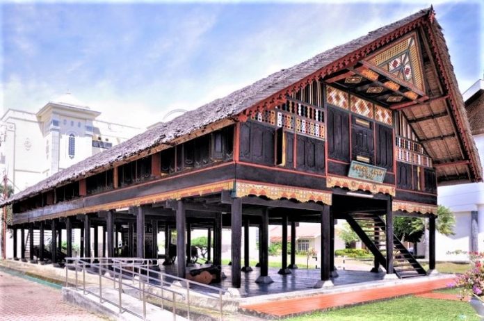 Mengenal Rumah Adat Aceh, Rumoh Aceh