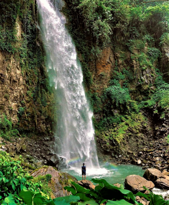 Menikmati Pelangi di Air Terjun Lembah Pelangi | Indonesia Traveler