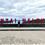 Sulawesi Tenggara, Pantai Meleura Raha, Photo by @fatmaodefat_01