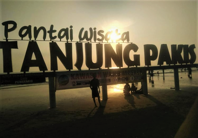 Pantai Tanjung Pakis, Salah Satu Sudut Istimewa di Karawang