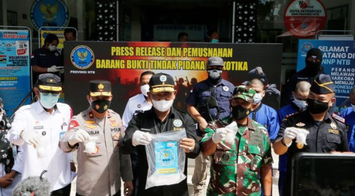 BNN NTB Gagalkan Aksi Penyelundupan 230 Gram Sabu