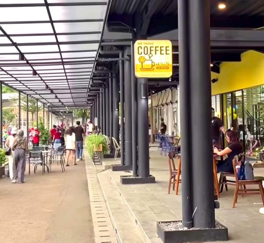 Cibis Park, Ruang Hijau Terbuka di Tengah Nuansa Gedung Perkantoran