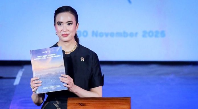 Peluncuran buku Wellness Journey Across the Java Wonders Peluncuran buku Wellness Journey Across the Java Wonders