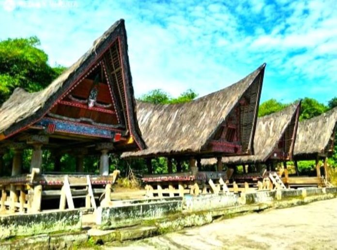 Taman Wisata Huta Bolon Simanindo