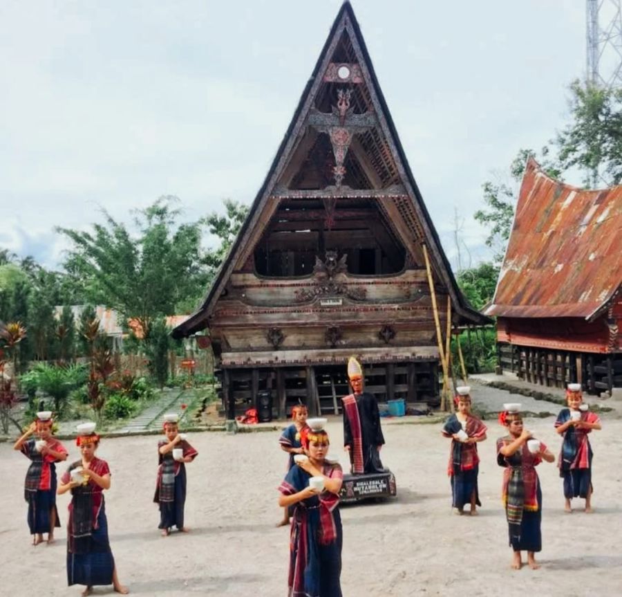 Taman Wisata Huta Bolon Simanindo