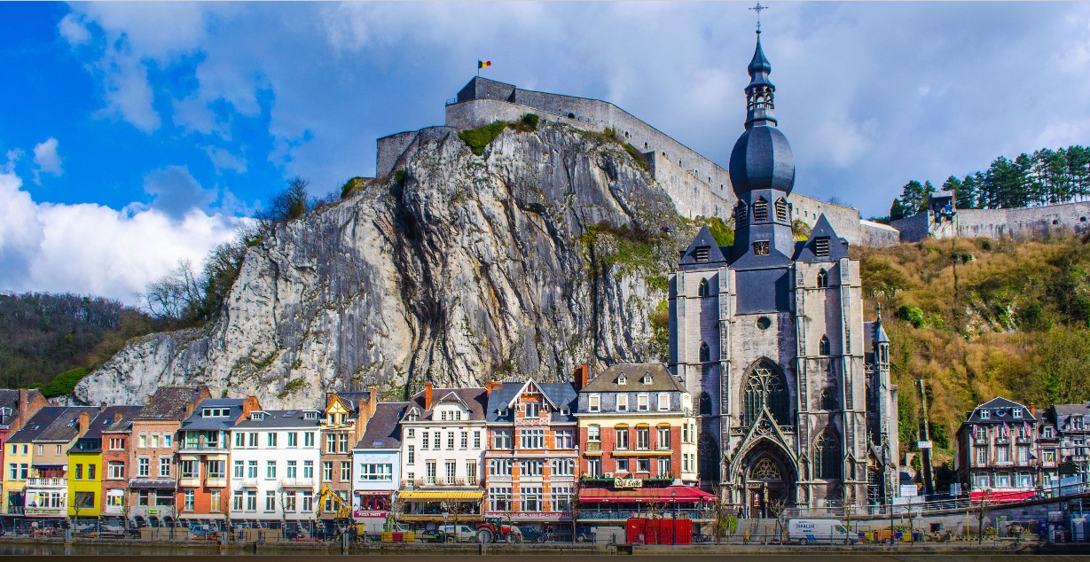 Mengulik Abad Pertengahan yang Menakjubkan di Kota Namur