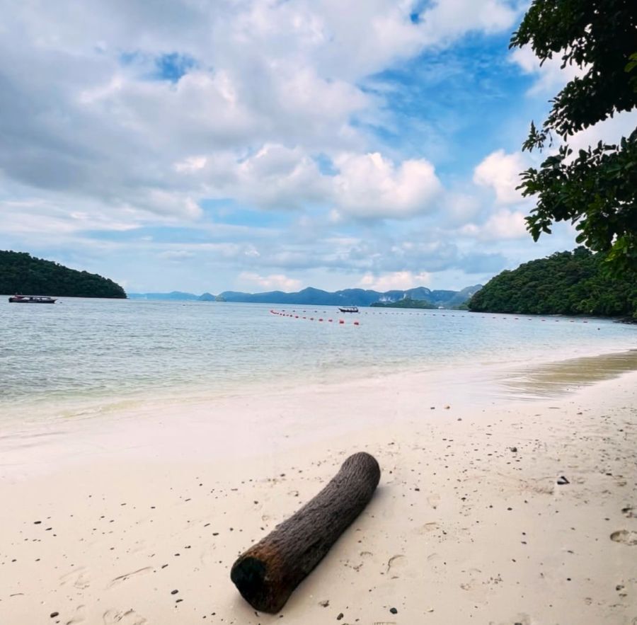 Pulau Beras Basah yang Menakjubkan!